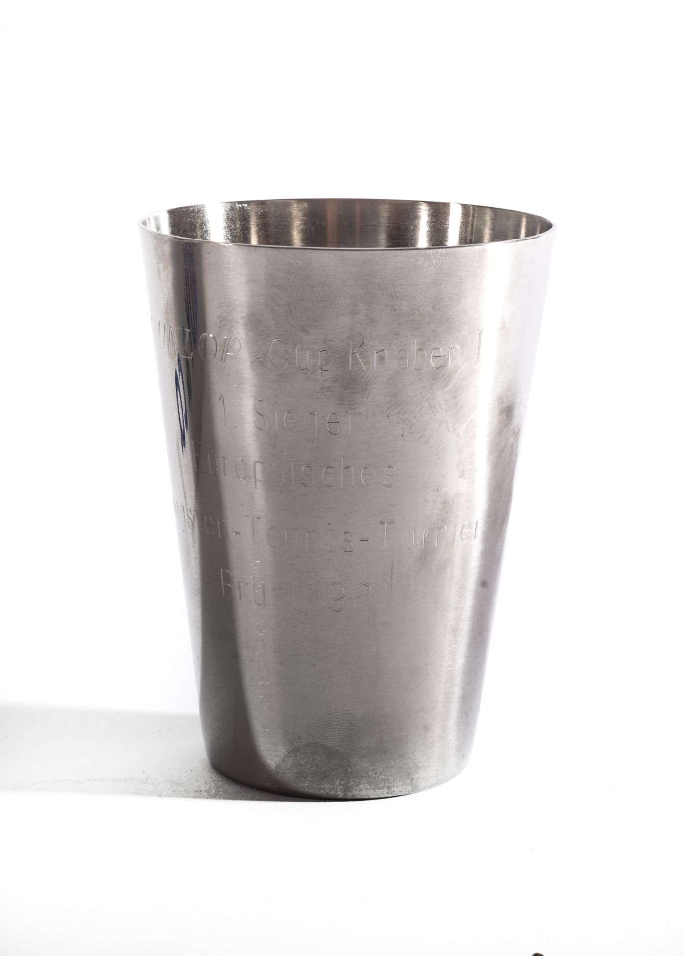 A Metal Tumbler 115mm tall bearing the inscribed words Dunlop Cup Knaben I 1. Seiger Europaisches - Image 2 of 3