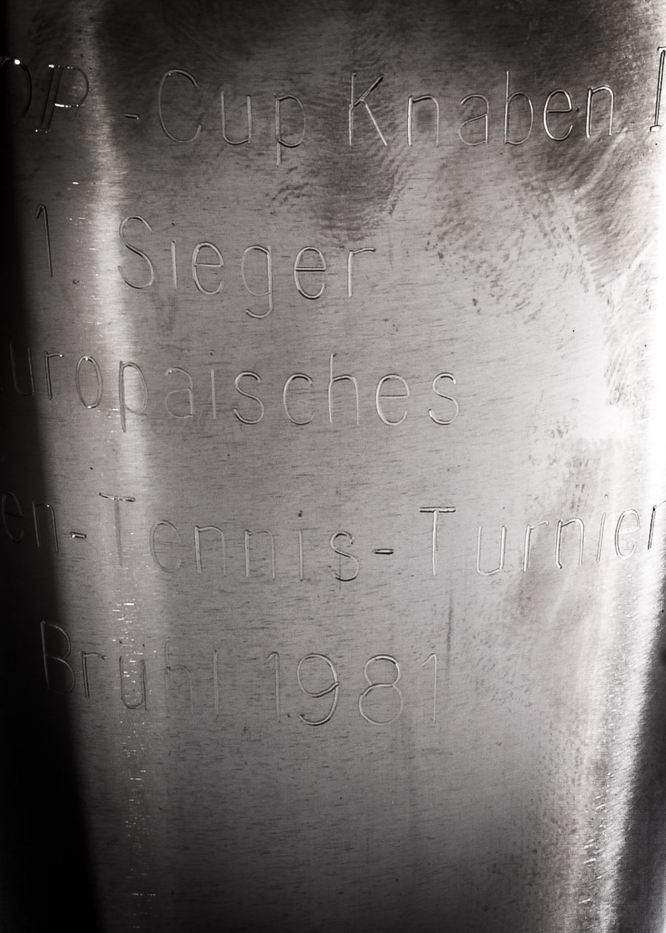 A Metal Tumbler 115mm tall bearing the inscribed words Dunlop Cup Knaben I 1. Seiger Europaisches - Image 3 of 3