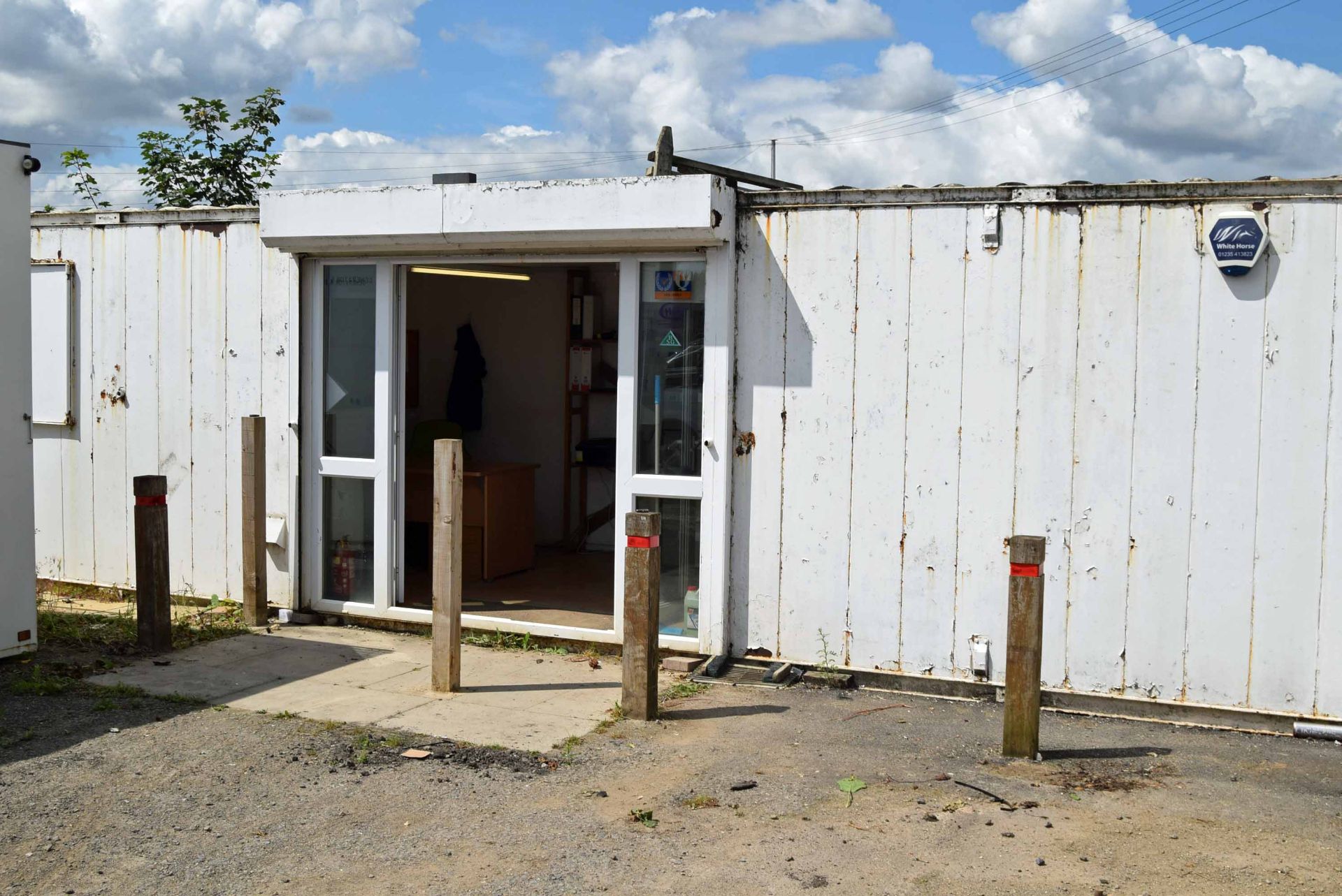 A BRITCAB 32ft x 10ft Portable Office Unit with All Services connected, Main Open Office with - Image 3 of 13