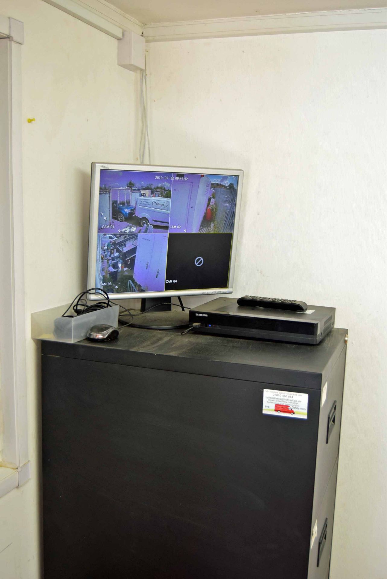 A BRITCAB 32ft x 10ft Portable Office Unit with All Services connected, Main Open Office with - Image 11 of 13