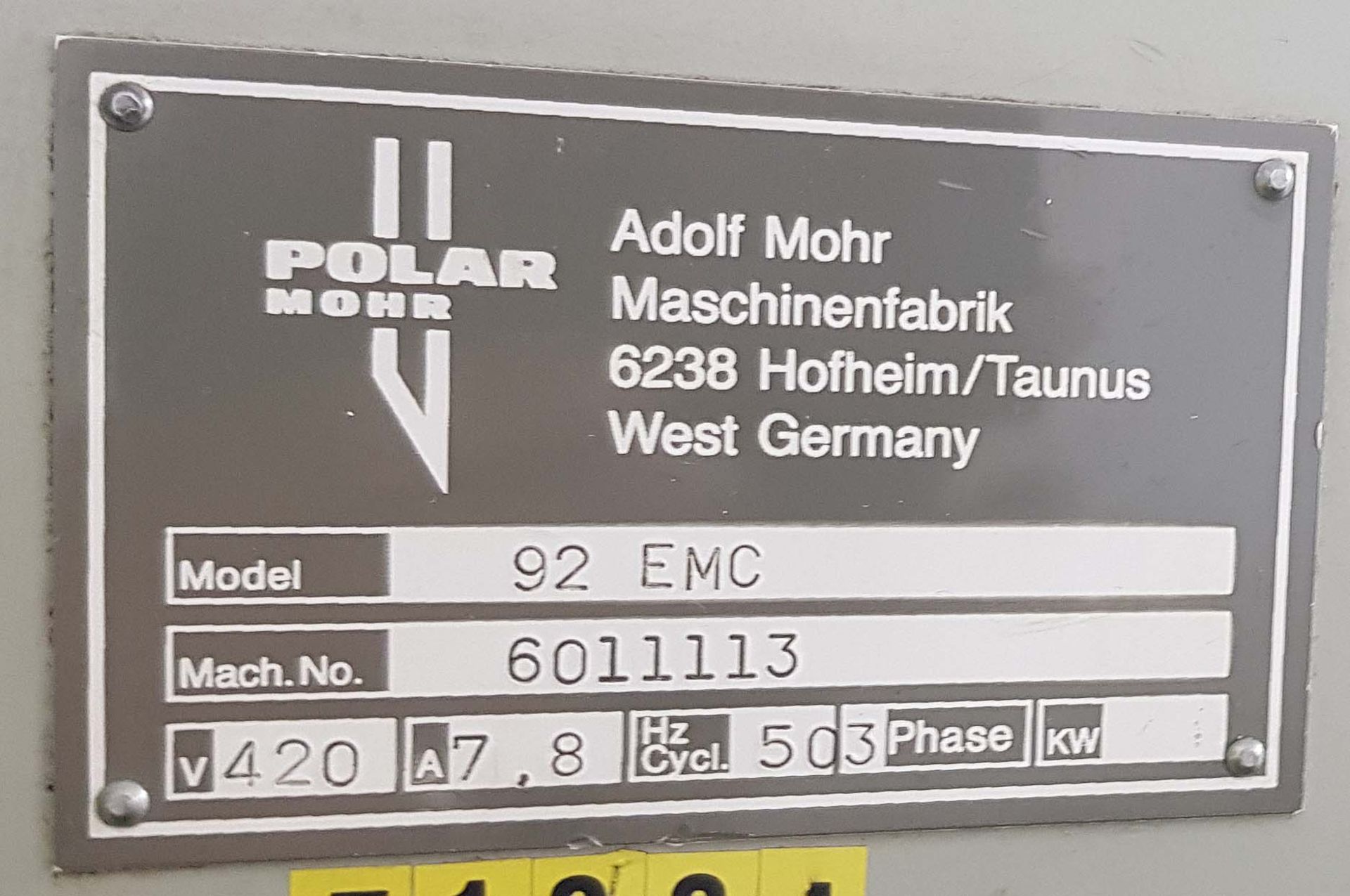 A POLAR MOHR Model 92 EMC 92cm Mechanical Paper Guillotine, Serial No. 6011113 with fitted Auto Back - Image 2 of 3