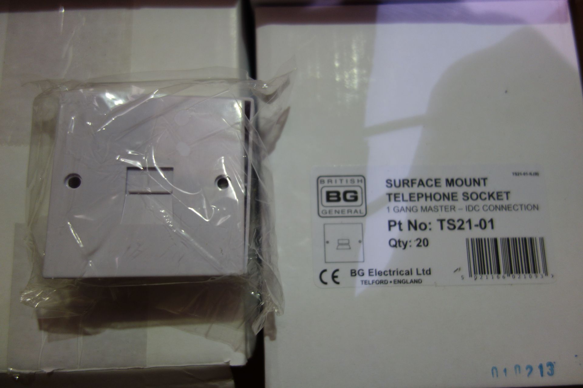 200 X BG Surface Mount 1G Master Telephone Socket