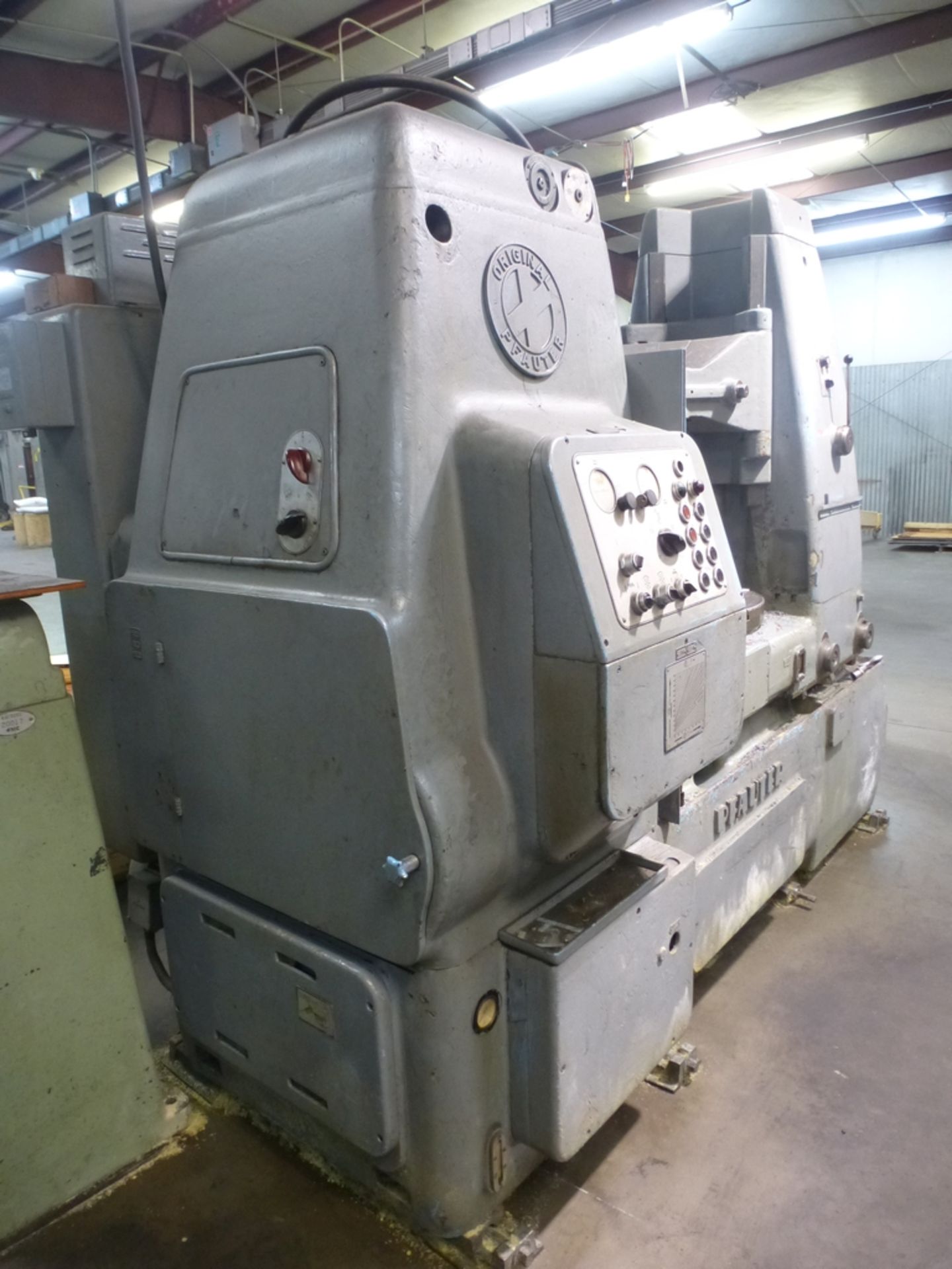 P900 Pfauter Universal Gear Hobber - North Spartanburg, SC - Maximum Gear Diameter 900mm; Maximum - Image 9 of 22