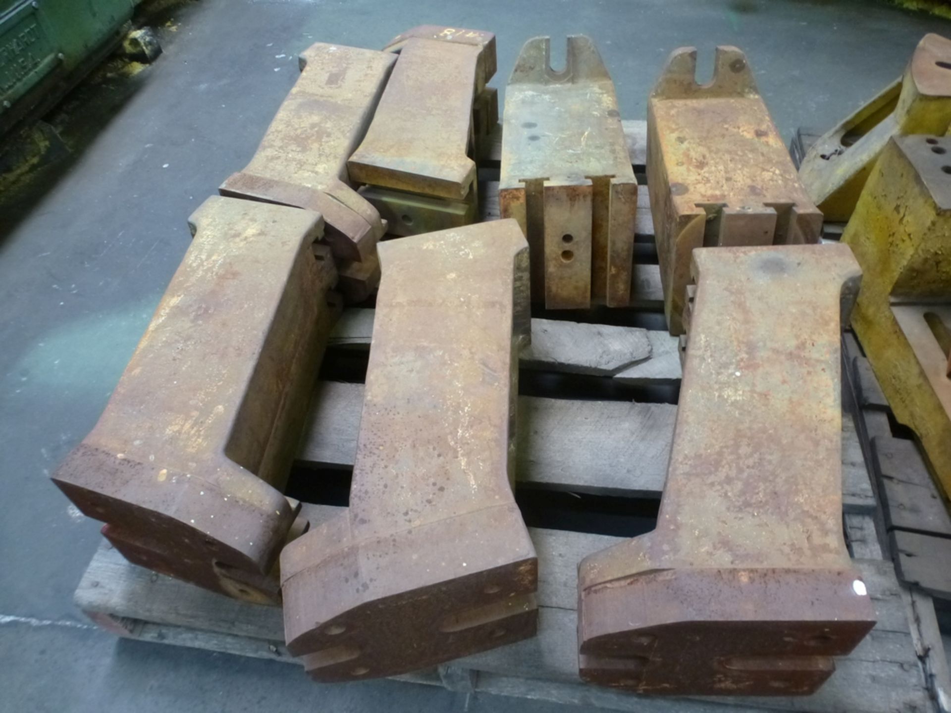 Lot of Risers - North Spartanburg, SC - Approx. 7 - 20" Height