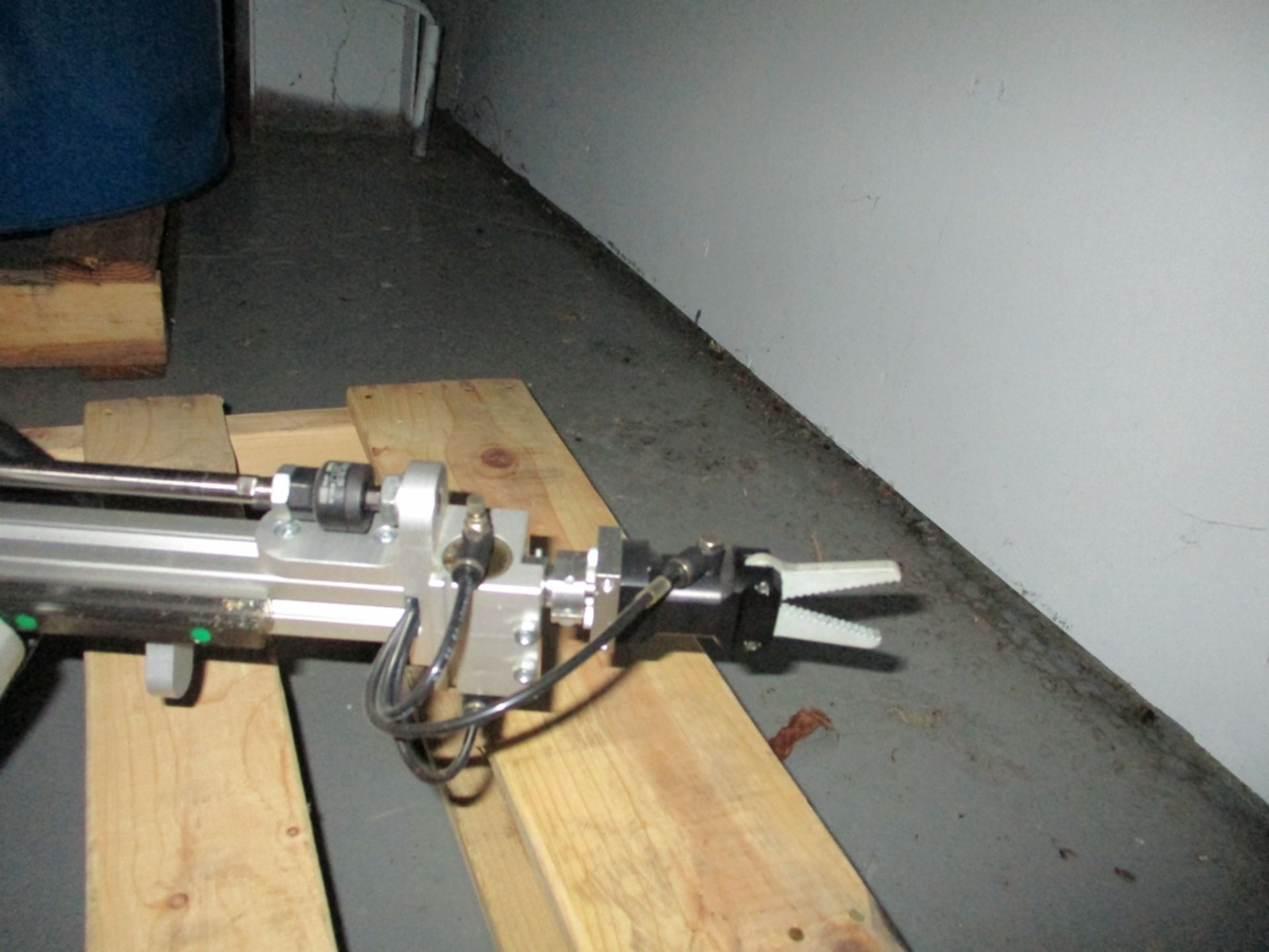 Sytrama SP100-S Manipulator Arm - Image 4 of 4