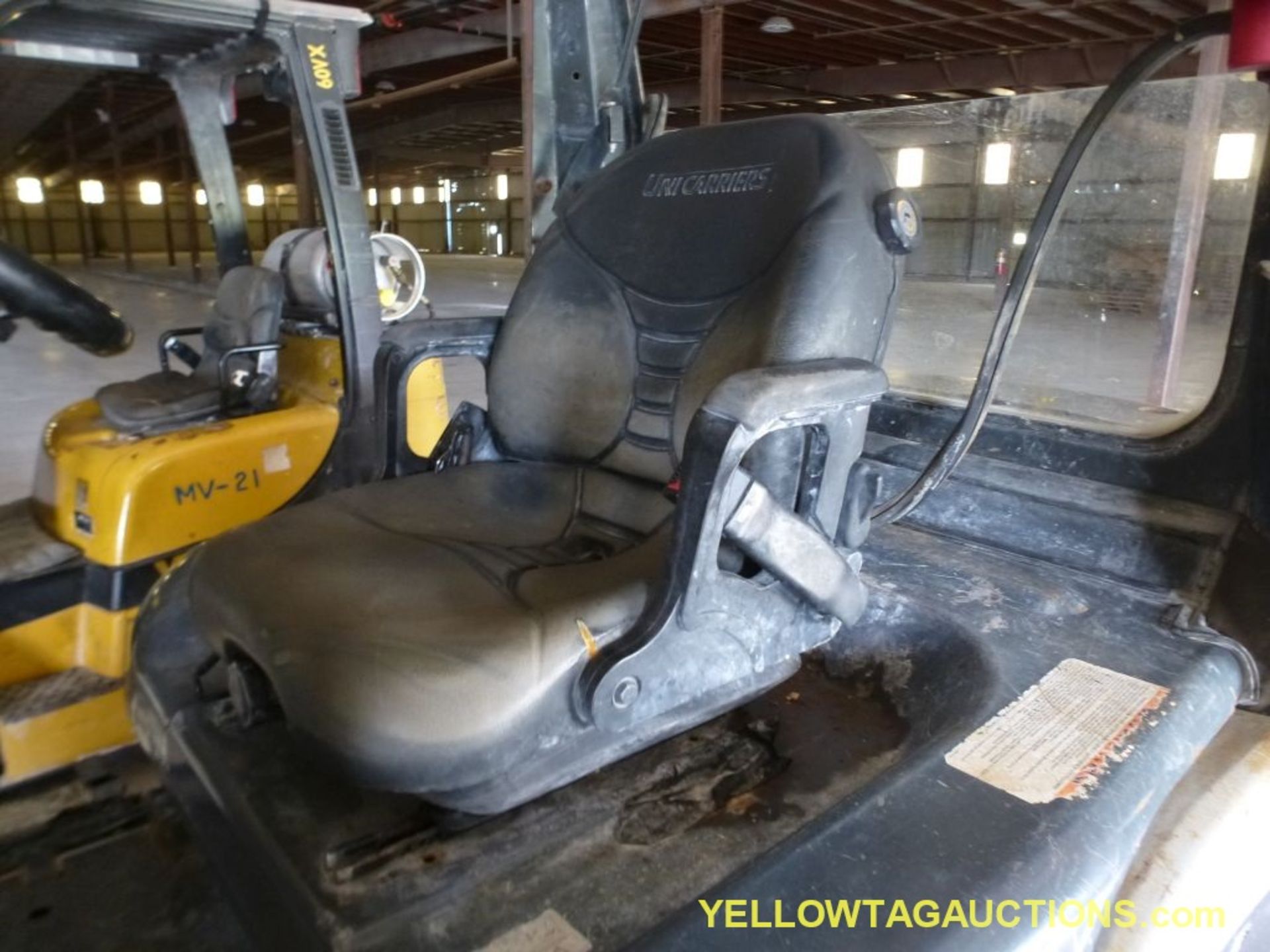 Nissan Diesel Forklift - Model No. MW1F4A40V; 48" Forks; 8981 Hours; Max Capacity: 8600 lbs; Max - Image 19 of 25