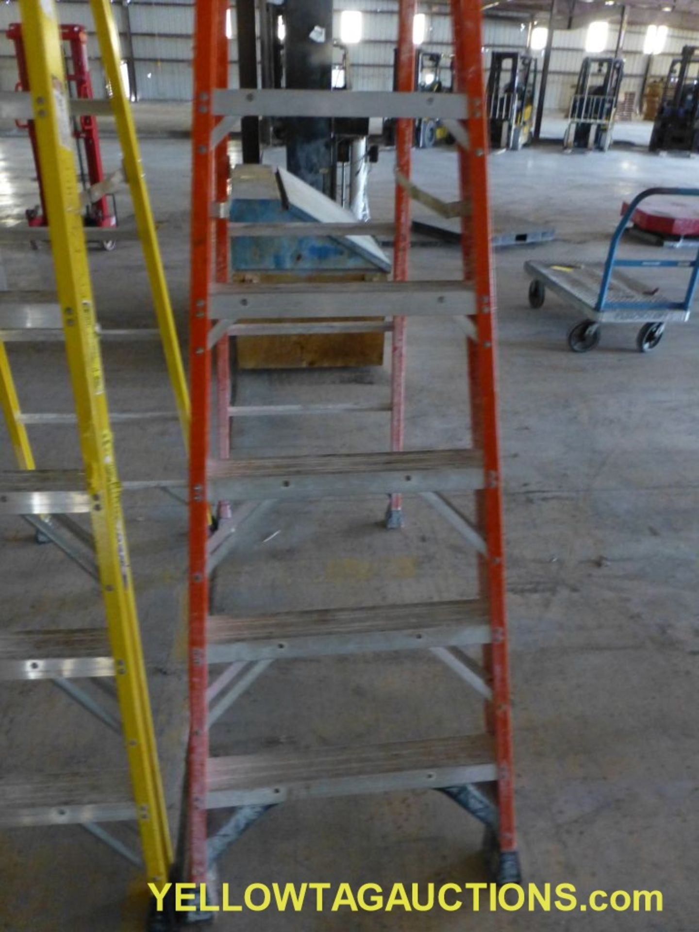 Lot of (2) Werner 8' Fiberglass Ladders - Image 4 of 8