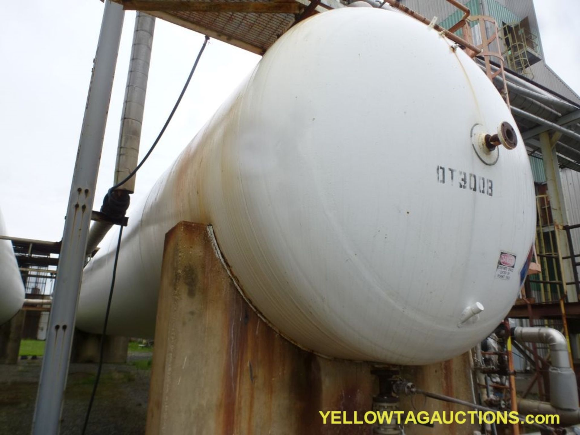 30,000 Gallon Pressure Vessel - 803" Length; PSI: Original 200, Recertified at 125; Includes: 2 - Image 8 of 17