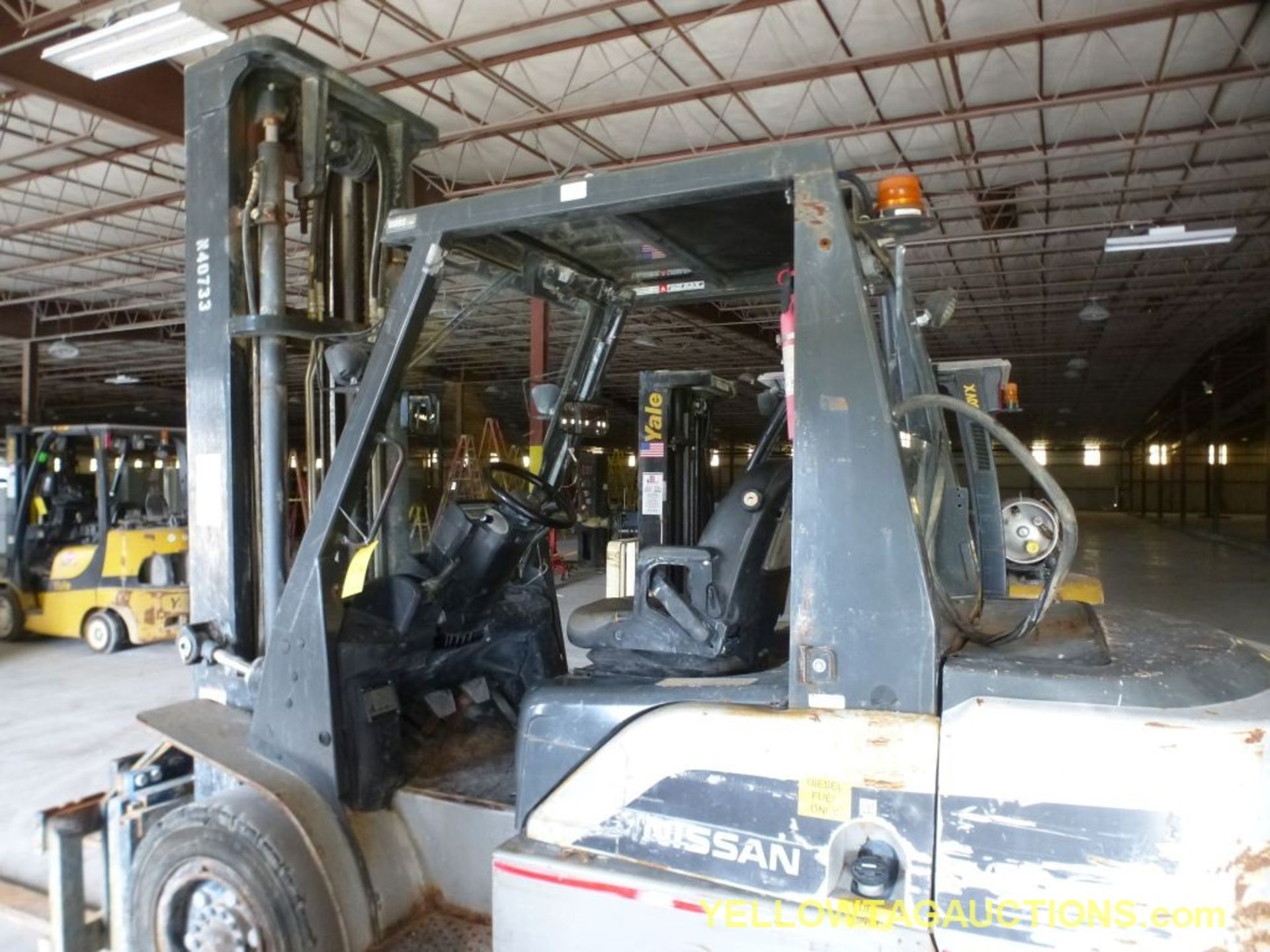 Nissan Diesel Forklift - Model No. MW1F4A40V; 48" Forks; 8981 Hours; Max Capacity: 8600 lbs; Max - Image 4 of 25