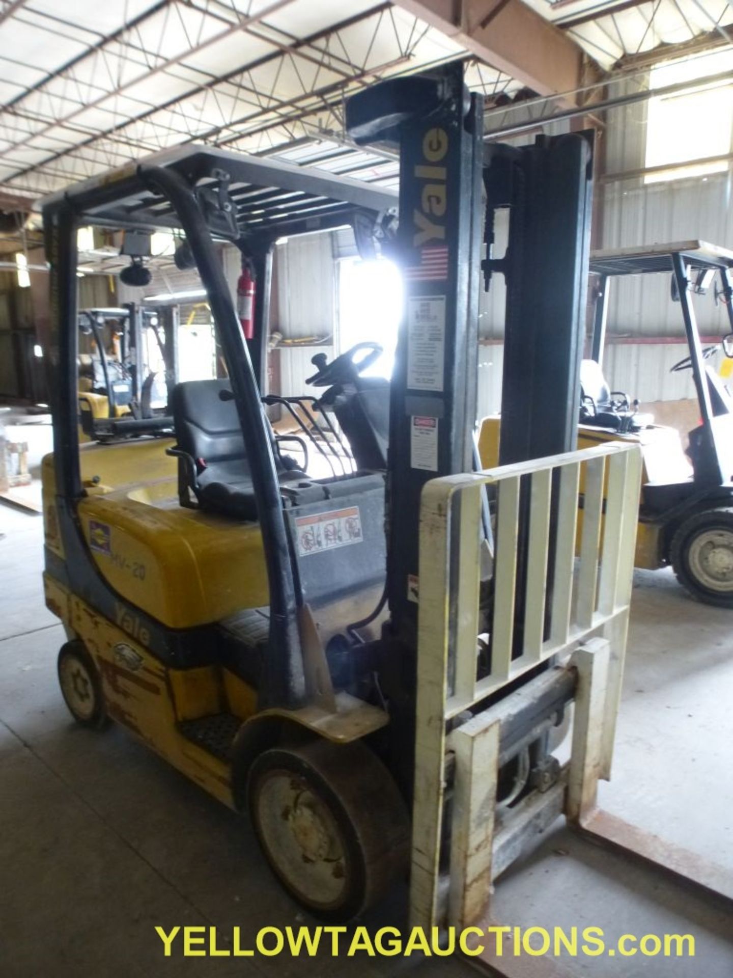 Yale Propane Forklift - Model No. GLC060VXNURV086; Serial No. A910V01730C; Max Capacity: 5800 lbs; - Image 8 of 24