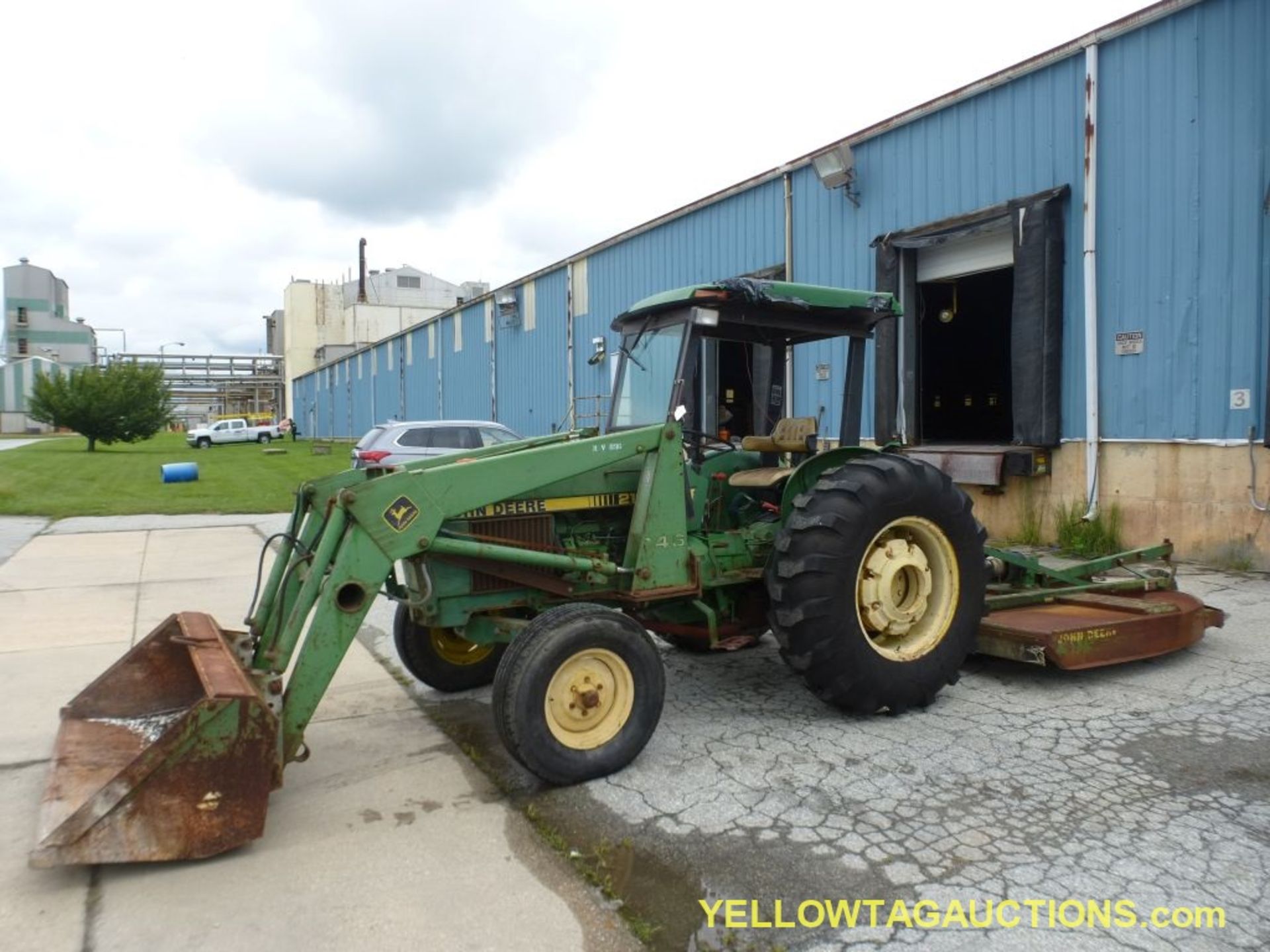 John Deere 2150 Tractor - Part No. L02150G523234; 5576 Hours; Includes:; 7' Wide Bushog; Serial - Image 2 of 25