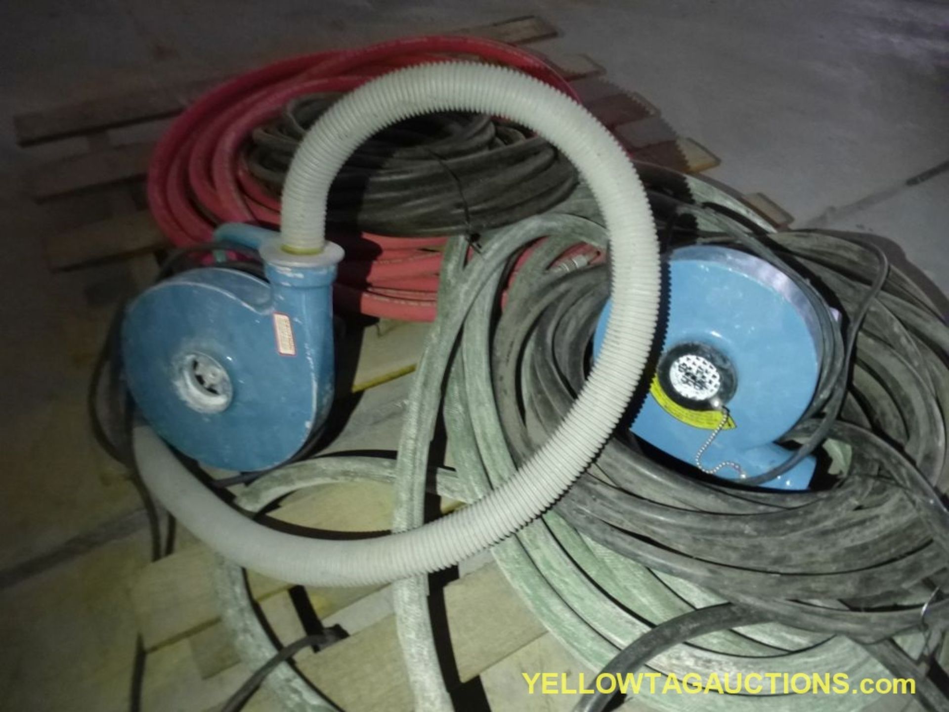 Lot of Assorted Hoses - Image 3 of 3