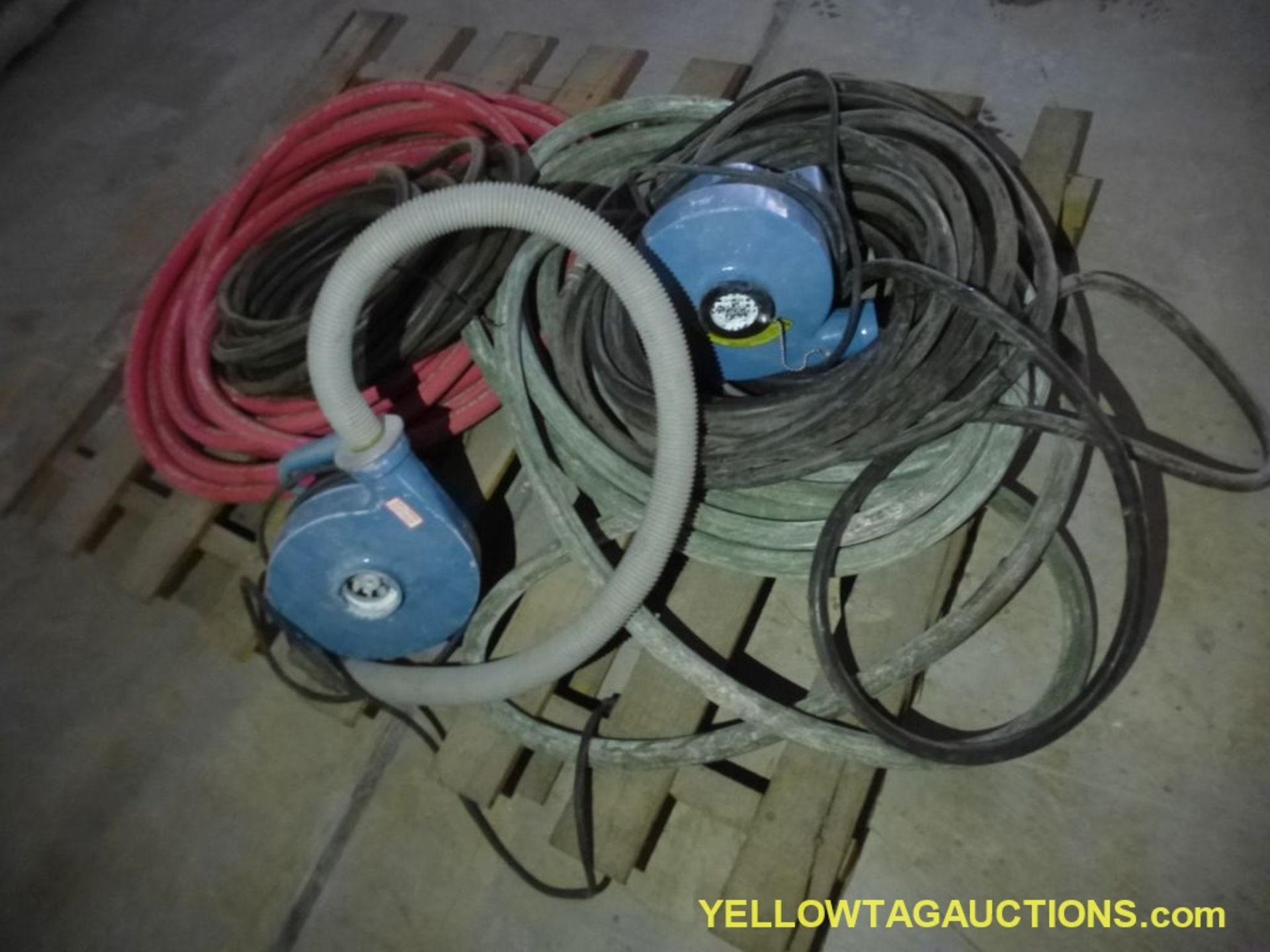 Lot of Assorted Hoses - Image 2 of 3