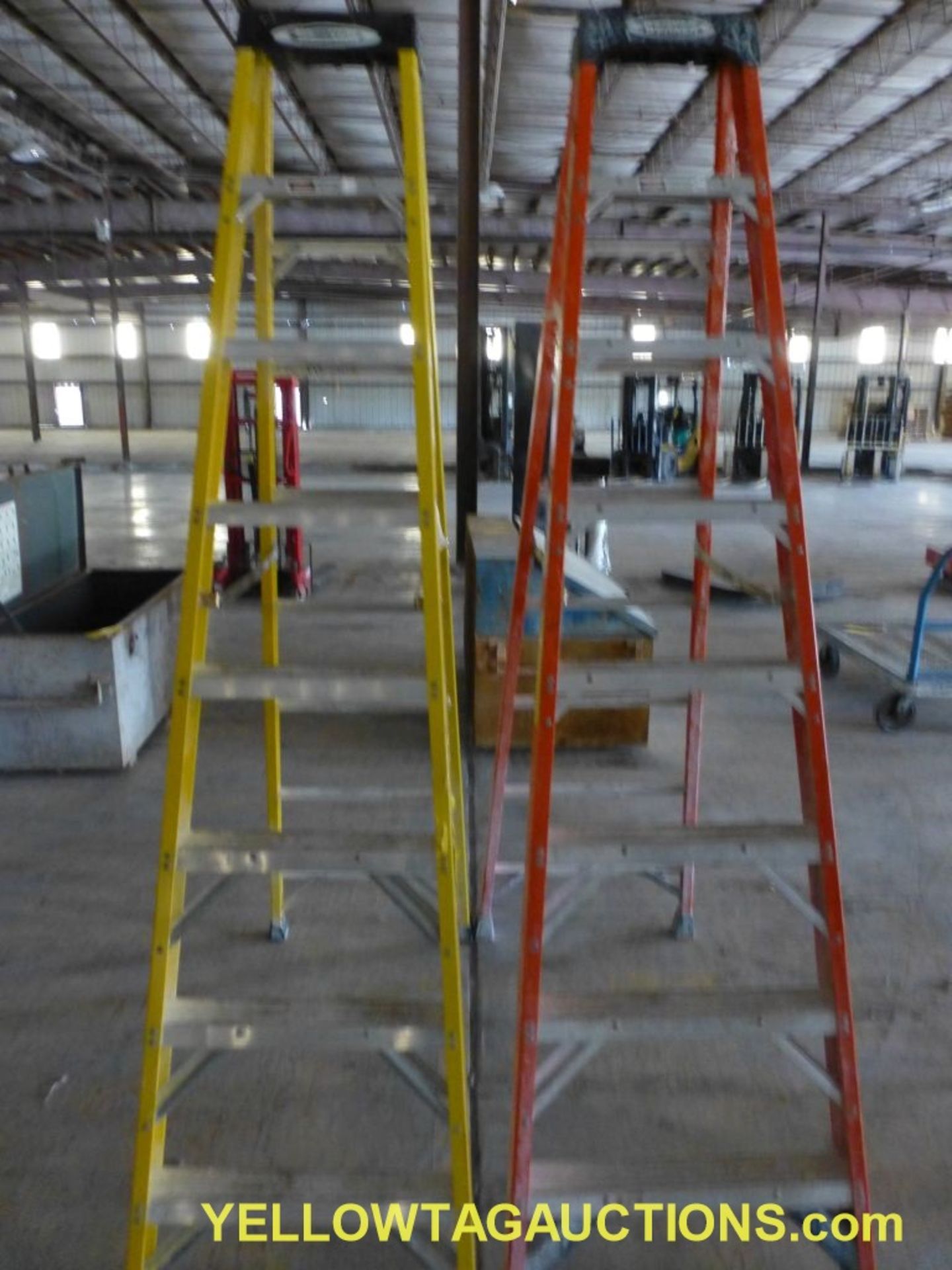 Lot of (2) Werner 8' Fiberglass Ladders - Image 2 of 8