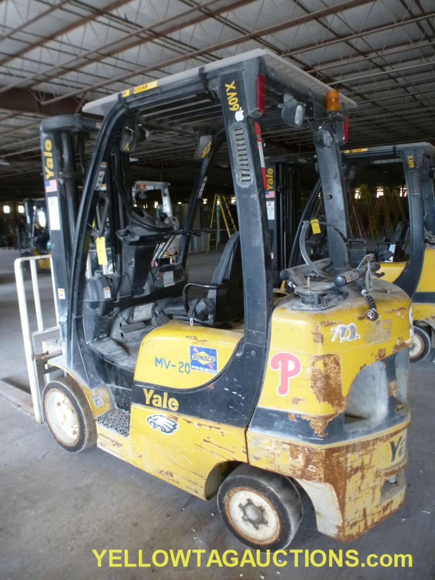 Yale Propane Forklift - Model No. GLC060VXNURV086; Serial No. A910V01730C; Max Capacity: 5800 lbs; - Image 12 of 24