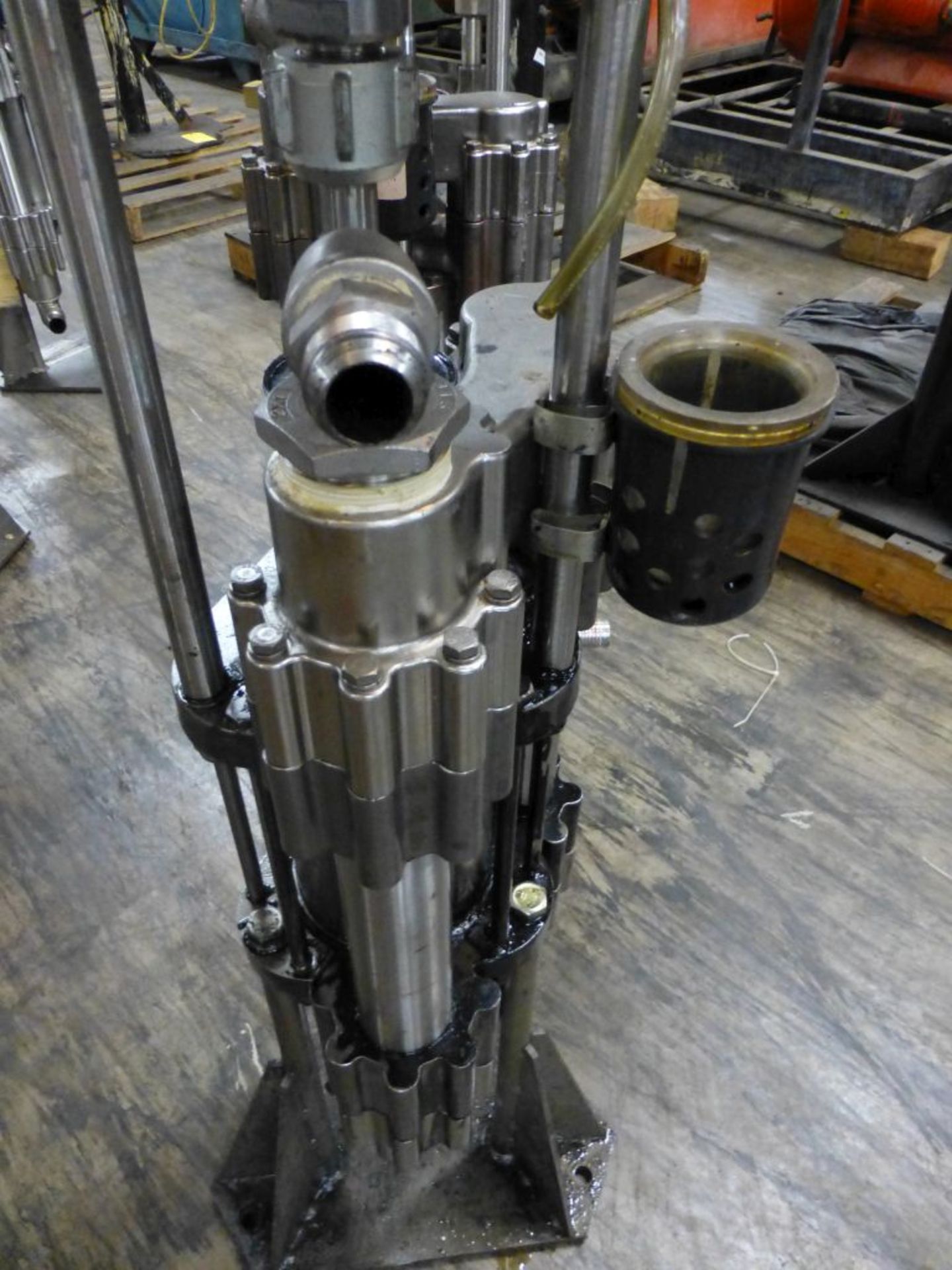 Graco Hydraulic Piston Pump|Model No 210-107 - Image 4 of 6
