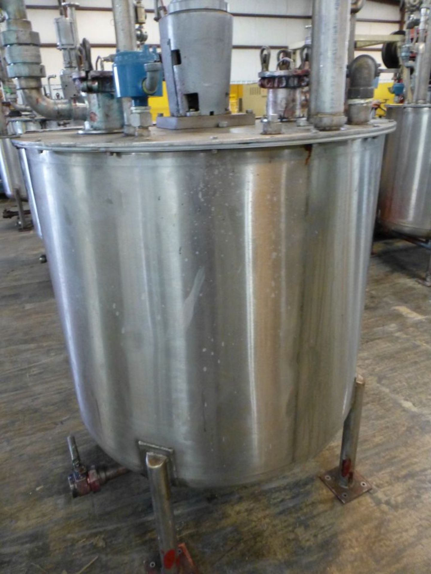 1987 Graco 616-337 Stainless Steel Tank|Includes: Graco Agitator Model No. LSA-117; (2) UFM Flow - Image 2 of 8