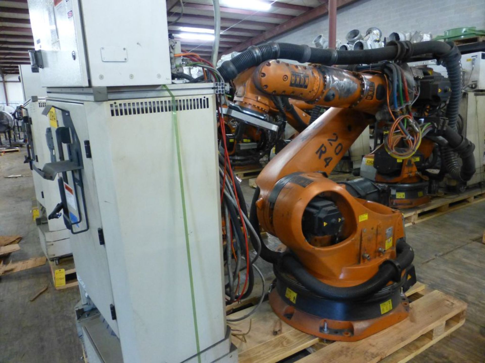 Kuka Robotic Arm w/KRC 2 Controller|Type: KR180 L150-2-2000; Serial No. 902171; MFG: 2005-06;