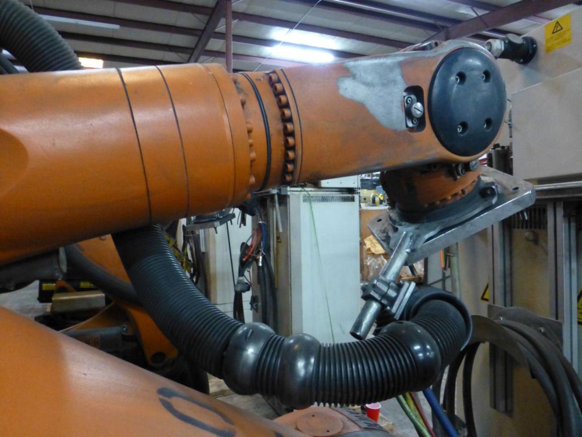 Kuka Robotic Arm w/KRC 2 Controller|Type: KR150-2-2000; Serial No. 902667; MFG: 2005-09; 1267KG - Image 11 of 27