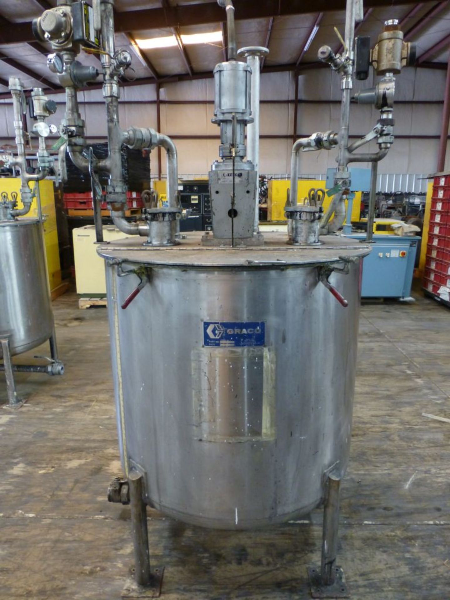 1987 Graco 616-337 Stainless Steel Tank|Includes: Graco Agitator Model No. LSA-117; (2) UFM Flow