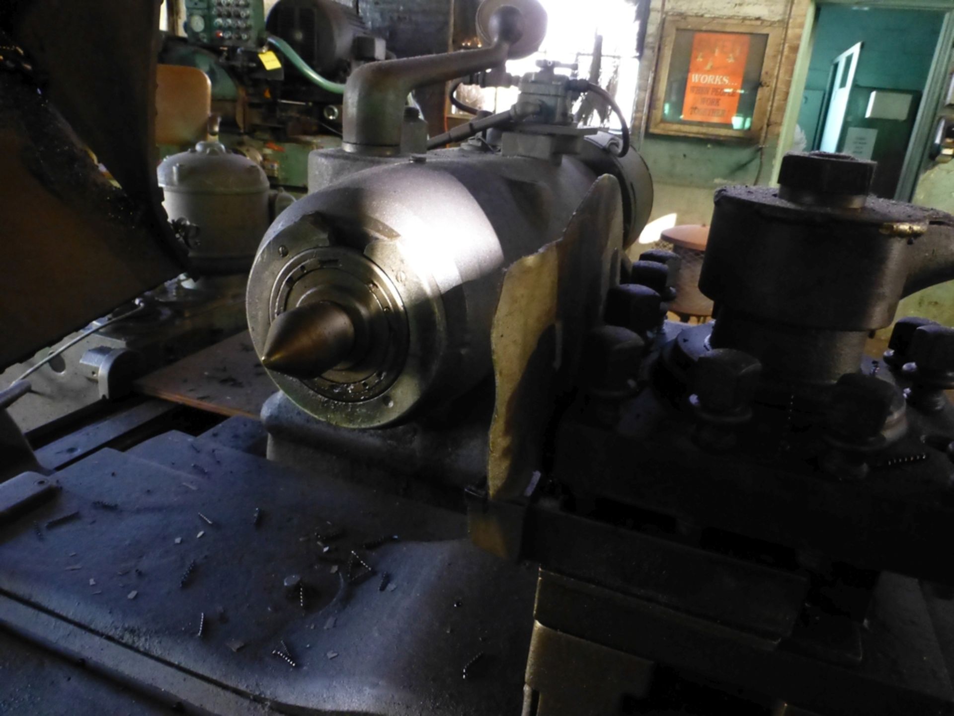 Monarch 33" x 120" Twin Carriage Tracer Lathe|10-505 RPM; Model: 25" N S/N: 38760 - Image 8 of 15