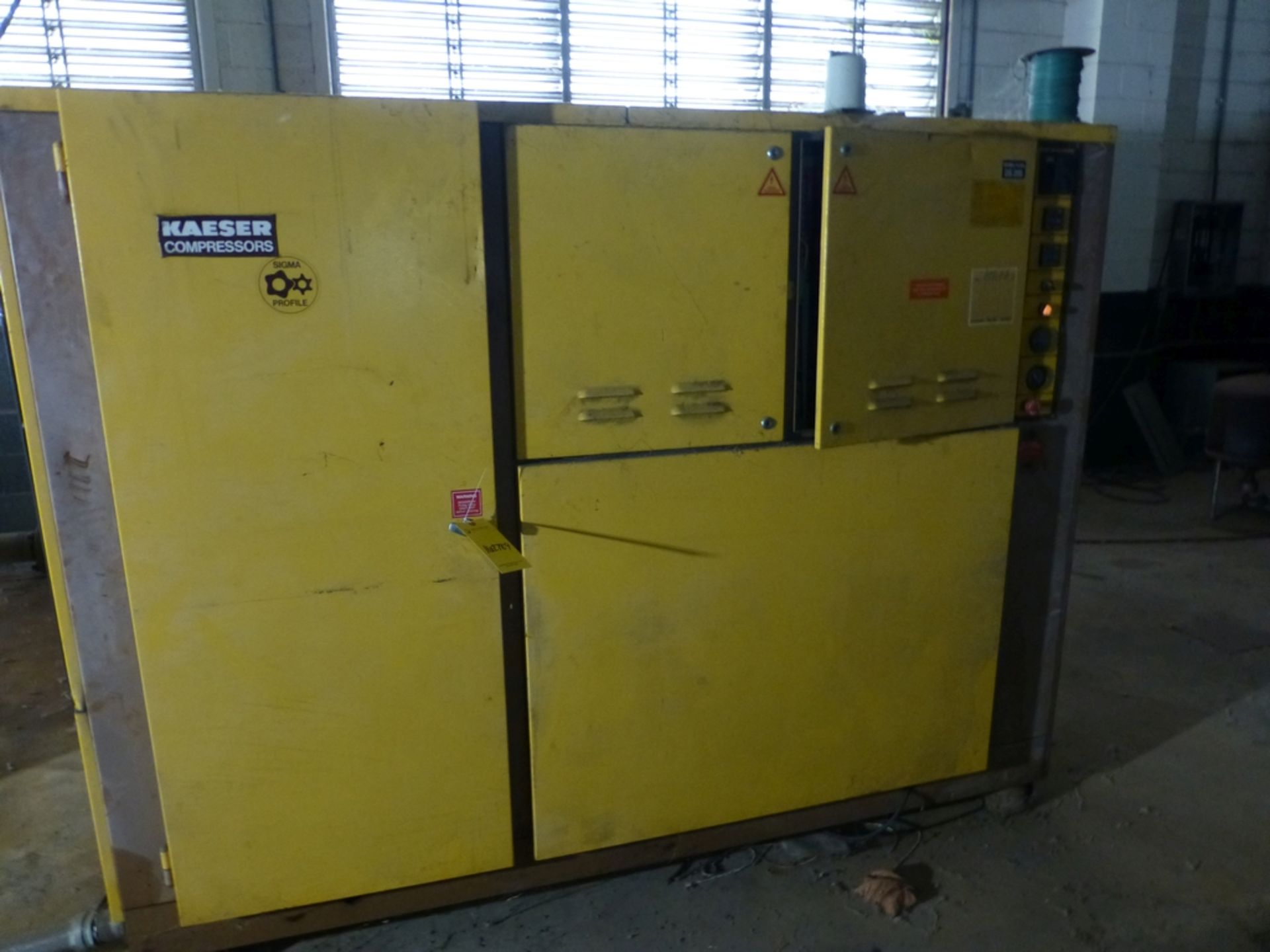 Kaeser DS 200 Air Compressor|150 HP; Service Hours: 5,144; Load Hours; 1,999; S/N 202445