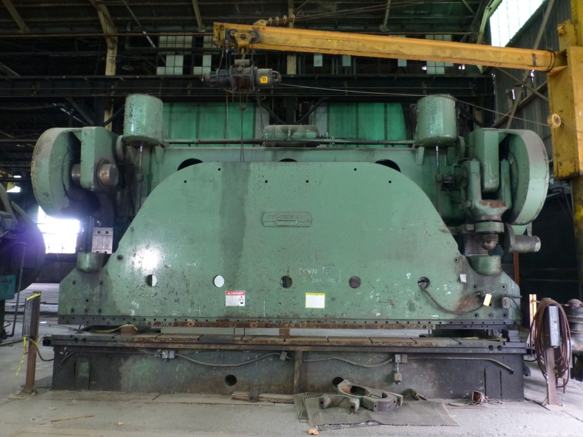 18' Cincinnati 40 Mechanical Press Brake|1,250-Ton; 6" Stroke; S/N 36444; *Broken Ram