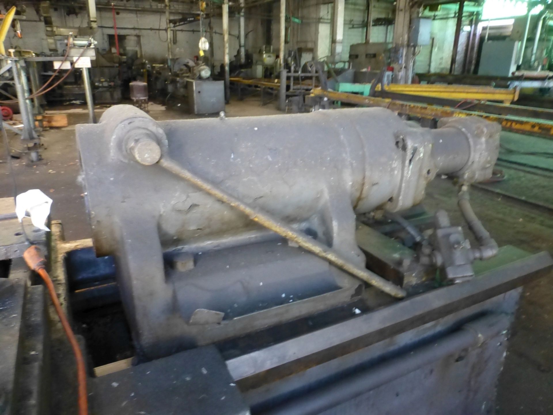 Betts Twin Carriage Axle Lathe|S/N E6417 - Image 8 of 10