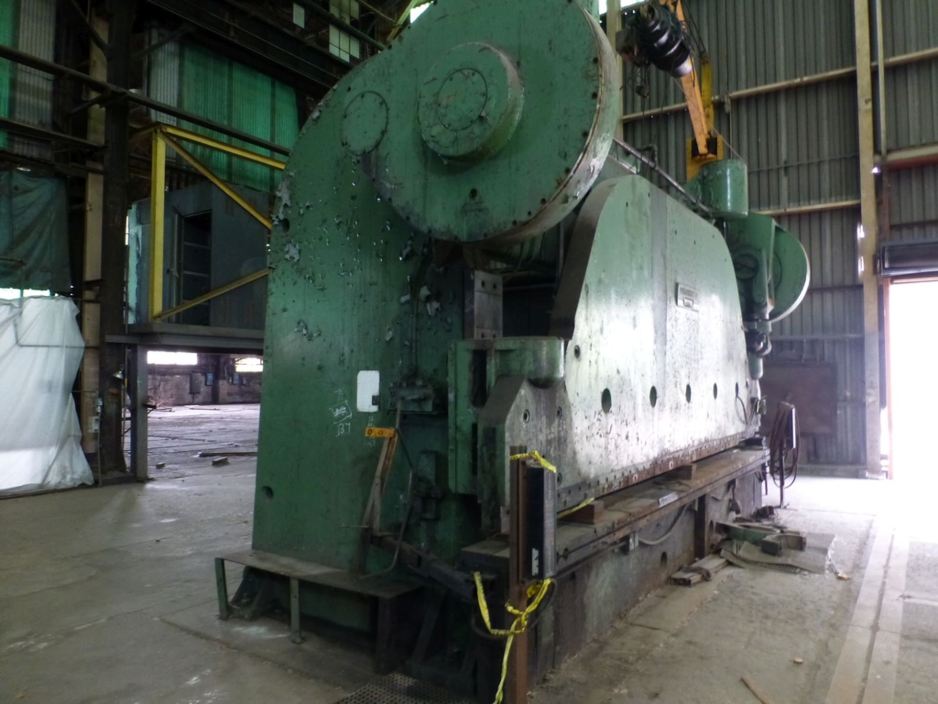 18' Cincinnati 40 Mechanical Press Brake|1,250-Ton; 6" Stroke; S/N 36444; *Broken Ram - Image 2 of 11