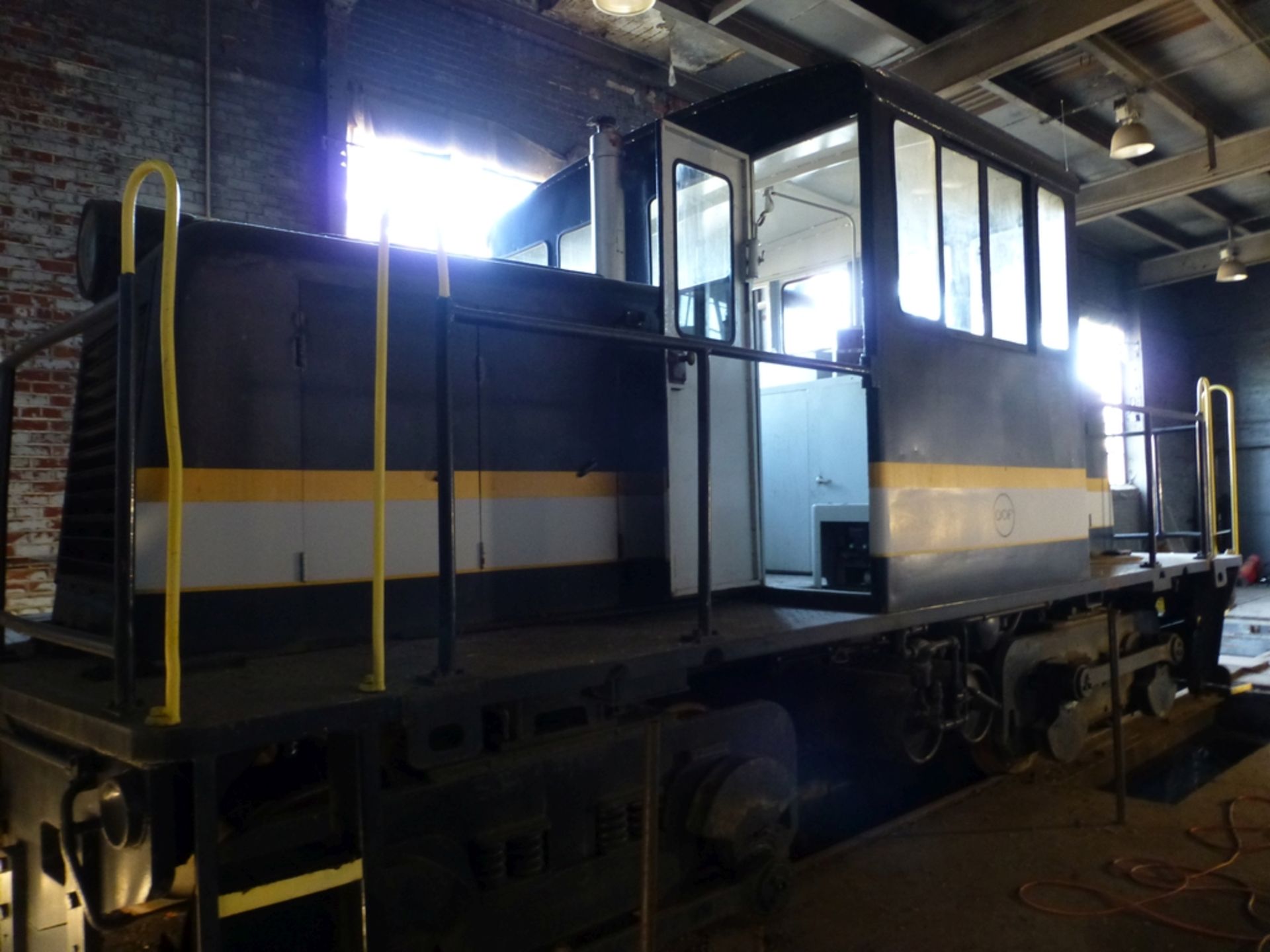 45-Ton GE Locomotive|S/N 15143 - Image 17 of 19