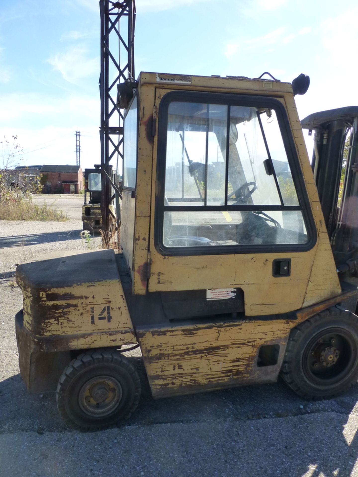 Hyster Diesel Forklift|6,100 lb Capacity; Model: H60XL S/N:B177803236L 177" Lift; Cab Heater; Side - Image 6 of 17