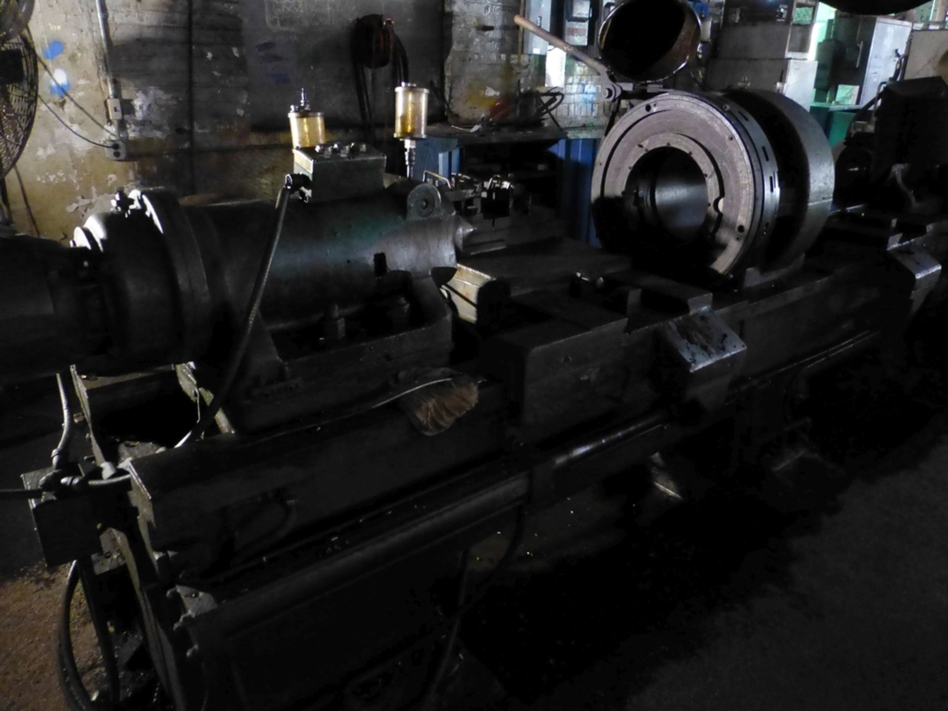 Betts Twin Carriage Center Drive Axle Lathe - Image 2 of 10