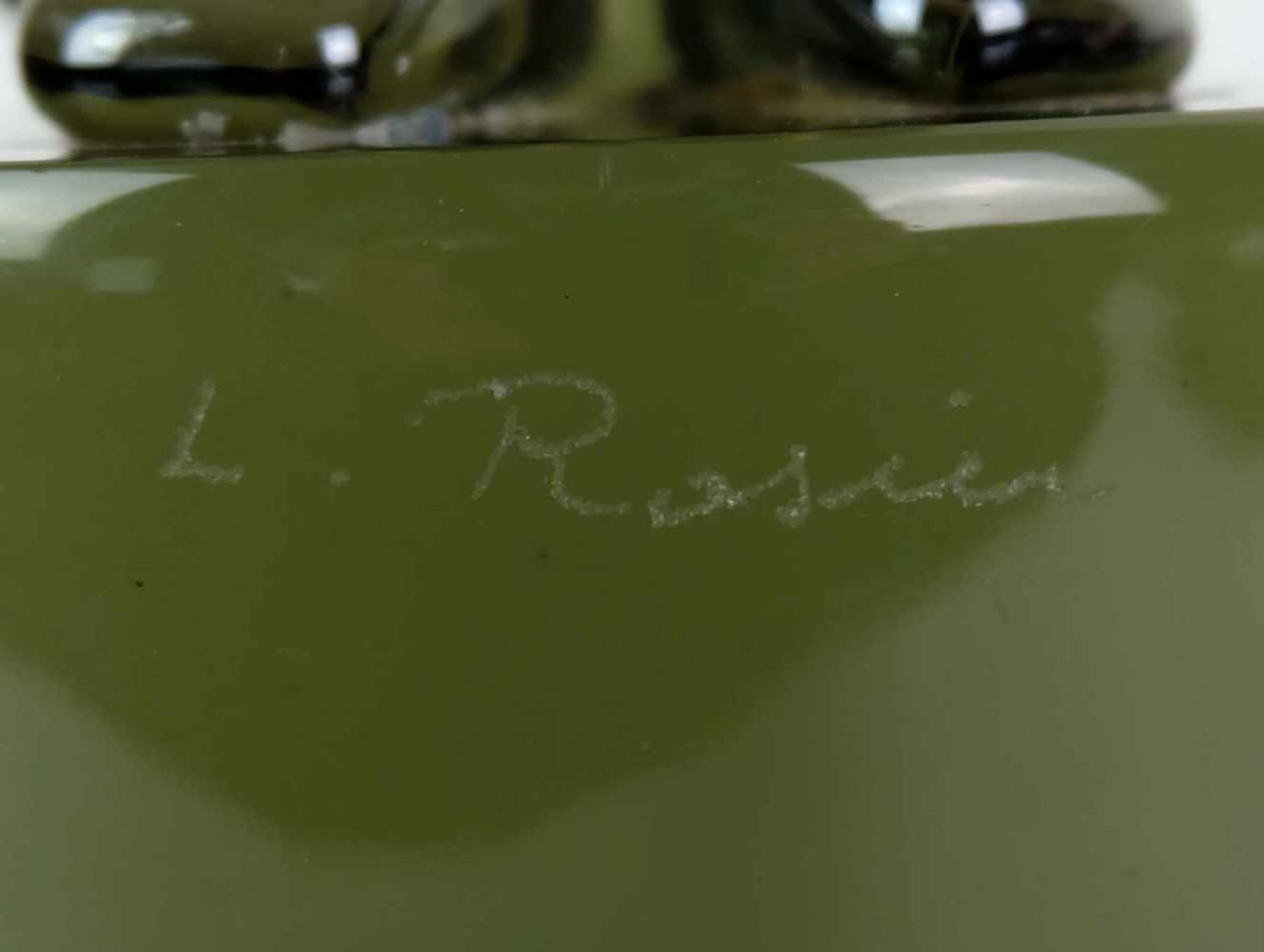 ROSIN, Loredano (*1936 †1991) für Murano, rauchfarbenes Glas, kniend sitzender Jungenakt auf - Bild 2 aus 2