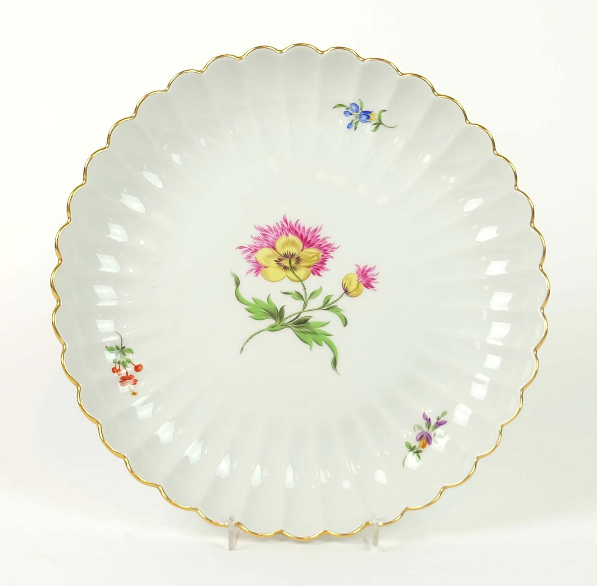 RUNDE FÄCHERSCHALE, Staatl. Porzellanmanuf. Meissen, Dekor Deutsche Blume, Dm. 28cm, blaue