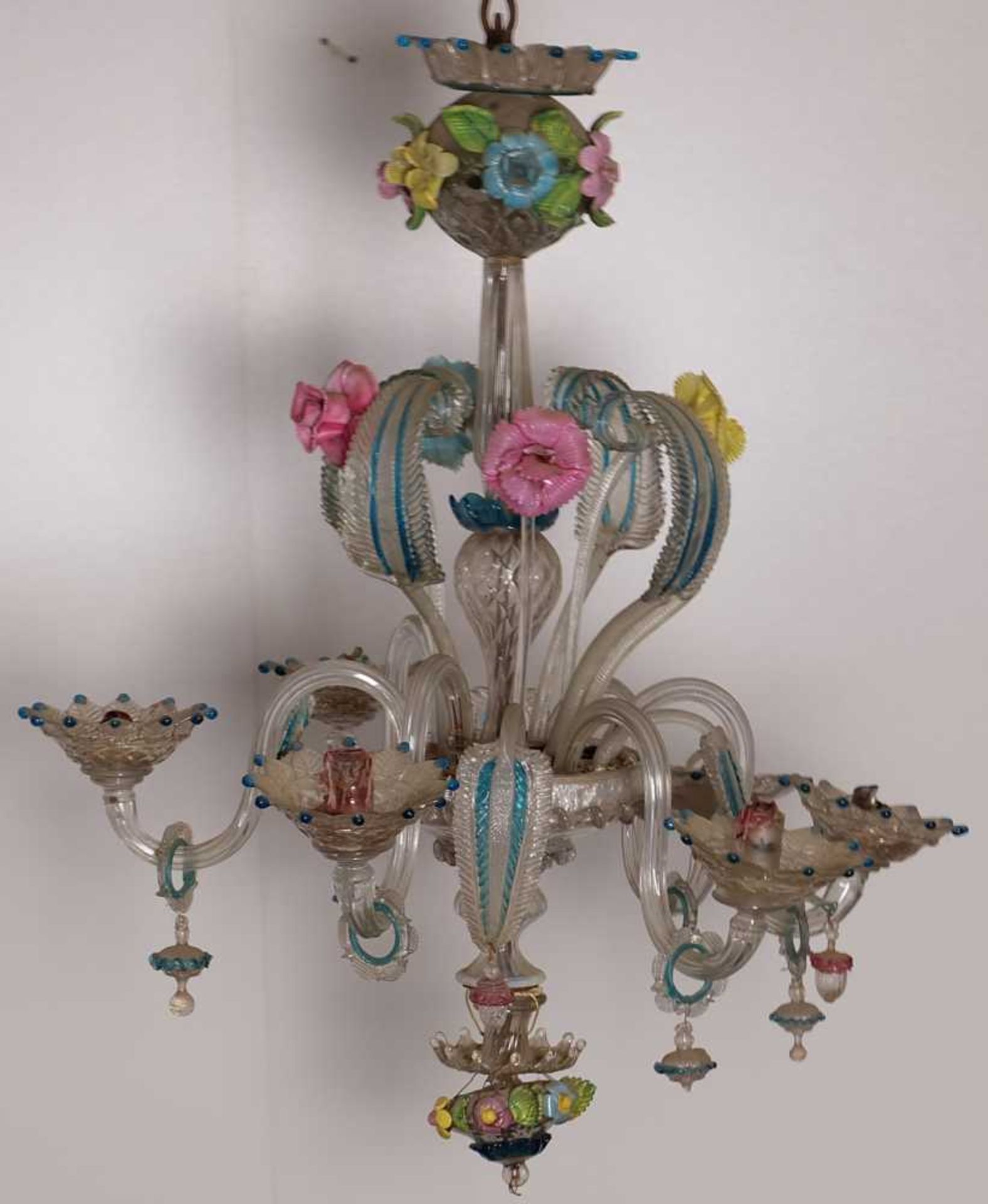 DECKENLÜSTER, Murano, 19.Jh., farbloses Glas, teilweise opak, zentraler Balusterschaft, endig