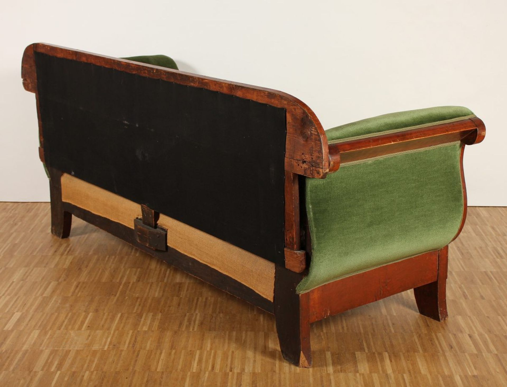 BIEDERMEIER-SOFA, Mahagoni, Rückenlehne abnehmbar, H 90, B 205, T 72, besch., DEUTSCH, 1.H.19.Jh. - Image 3 of 3