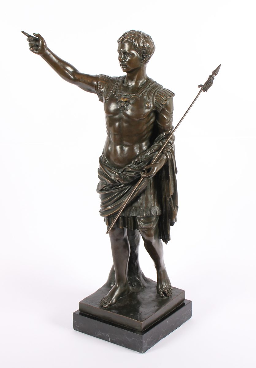 KAISER AUGUSTUS VON PRIMAPORTA, Bronze, H 58, nach römischem Vorbild, Marmorsockel - Image 2 of 5