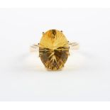 DAMENRING, 585/ooo Roségold, besetzt mit einem Citrin von ca. 6,53 ct., RG 55, 5,48 g