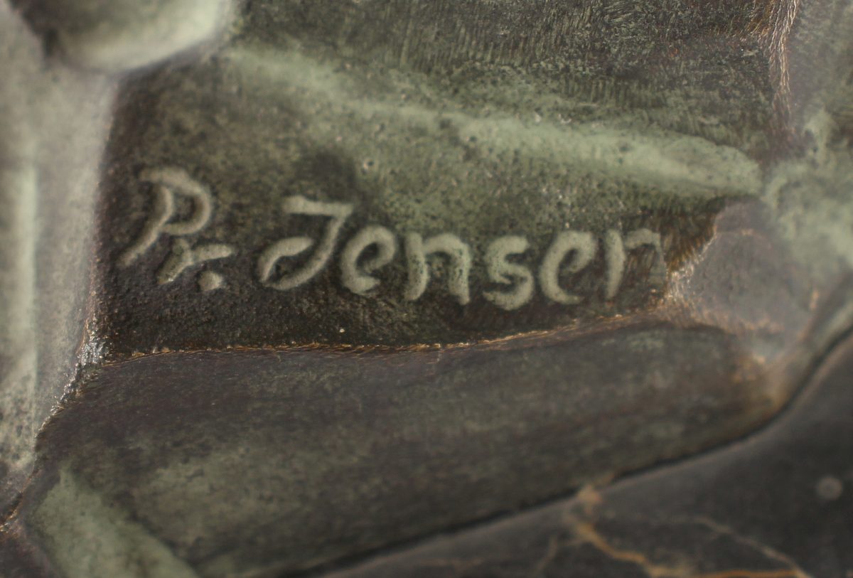 JENSEN, Peter Marius (Frederica *1883), "Adler", Bronze, Schnabel aus Bein, signiert, H 22, Dm 27 - Image 5 of 5