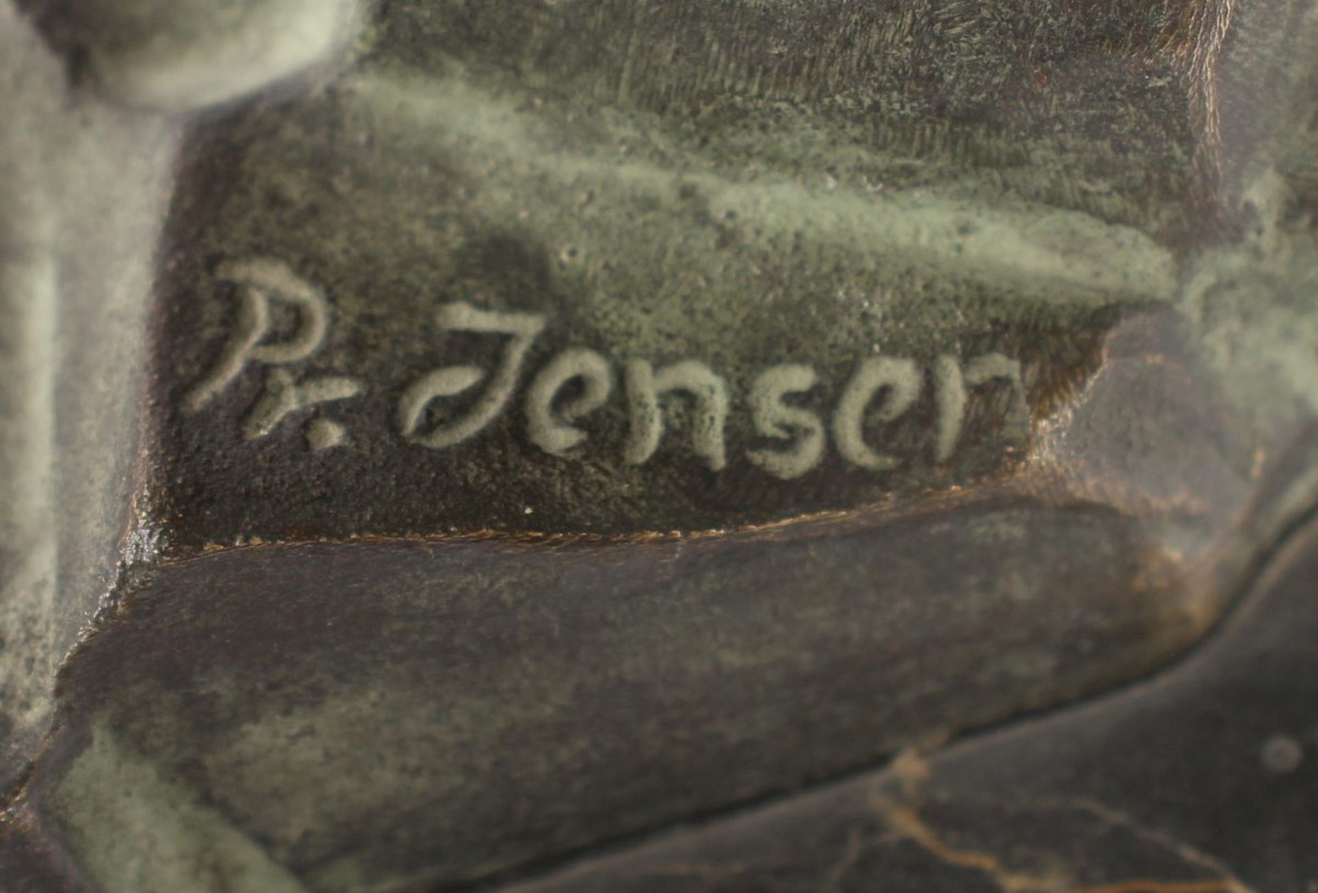 JENSEN, Peter Marius (Frederica *1883), "Adler", Bronze, Schnabel aus Bein, signiert, H 22, Dm 27 - Bild 5 aus 5