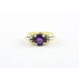 DAMENRING, 585/ooo Gelbgold, besetzt mit Amethyst und 4 Diamanten, RG 51, 5,3g