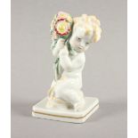 PUTTO MIT BLUMENSTRAUSS, polychrom bemalt, Goldrand, H 11,5, Modellnr. 5391, Karl ENS, VOLKSTEDT,