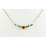 COLLIER, 333/ooo Gelbgold, Citrin und Diamanten, 2,9g