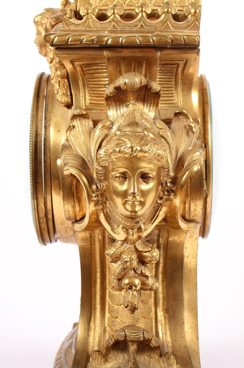 PENDULE, Bronzegehäuse, vergoldet, H 48, Minutenzeiger und rückwärtige Abdeckung besch., Werk mit - Image 3 of 5