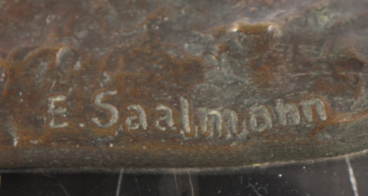 SAALMANN, Erich, "Hengst im Galopp", Bronze, H 18, auf der Standfläche signiert, Marmorsockel - Image 3 of 3
