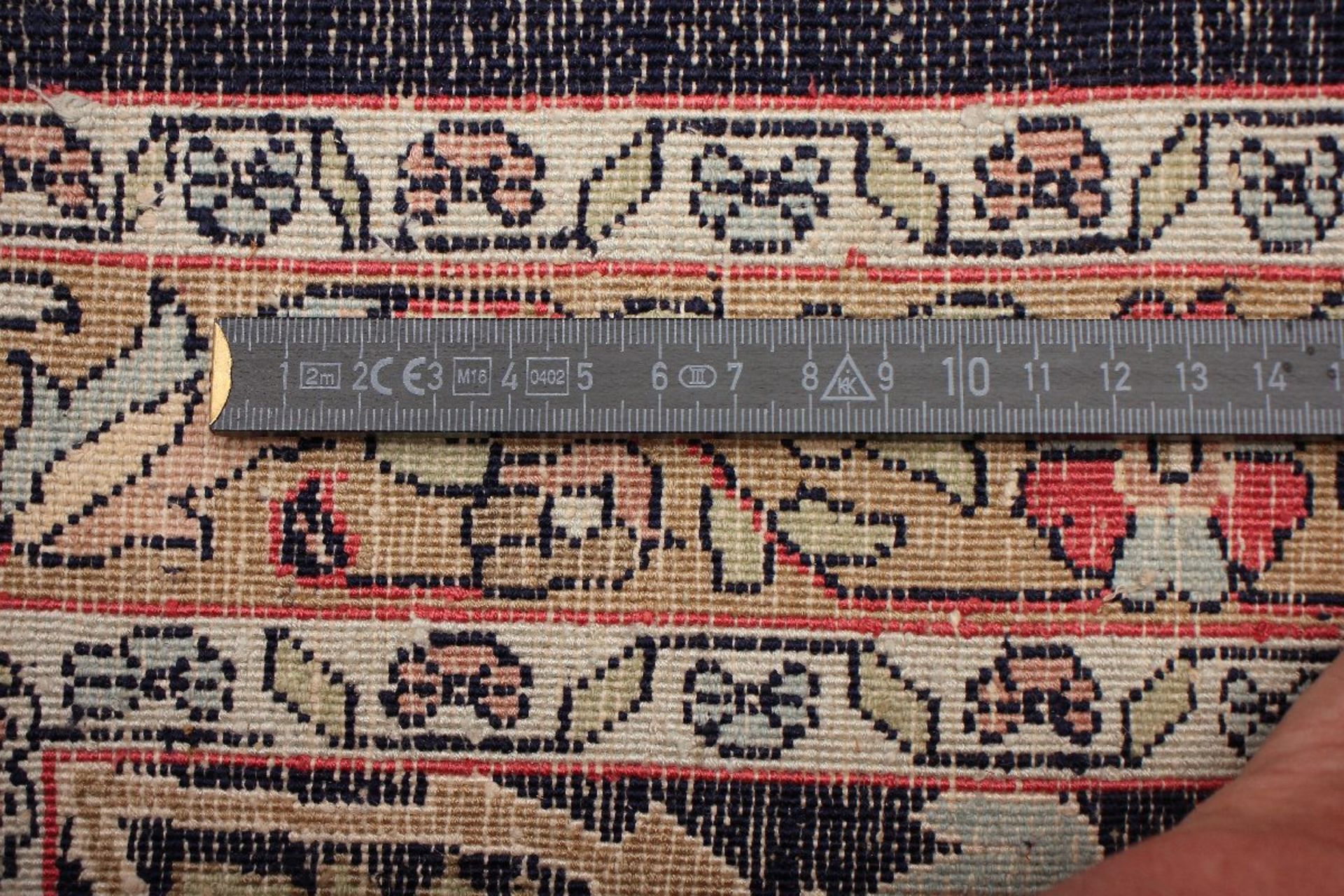 TEPPICH, Seiden-Kaschmir, Srinagar, Naturseide auf Baumwolle, 549 x 366, ca. 400.000 Knoten/qm, - Bild 5 aus 5