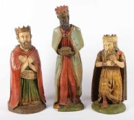 DEUTSCH, 19.Jh., "Die Heiligen drei Könige", Holz, geschnitzt, farbig gefasst, H bis 41, teils