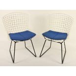 PAAR SIDE CHAIRS, Modell 420, Metall, lackiert, originale Polsterauflage, H 75, Entwurf 1952 Harry