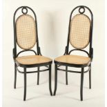 PAAR STÜHLE, Bugholz, schwarz lackiert, Weidengeflecht, H 112, in der Art von THONET