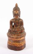 BUDDHA, Mamut, im Meditationssitz auf einem hohen, sanduhrförmigen Sockel, H 22, MYANMAR, 18./19.